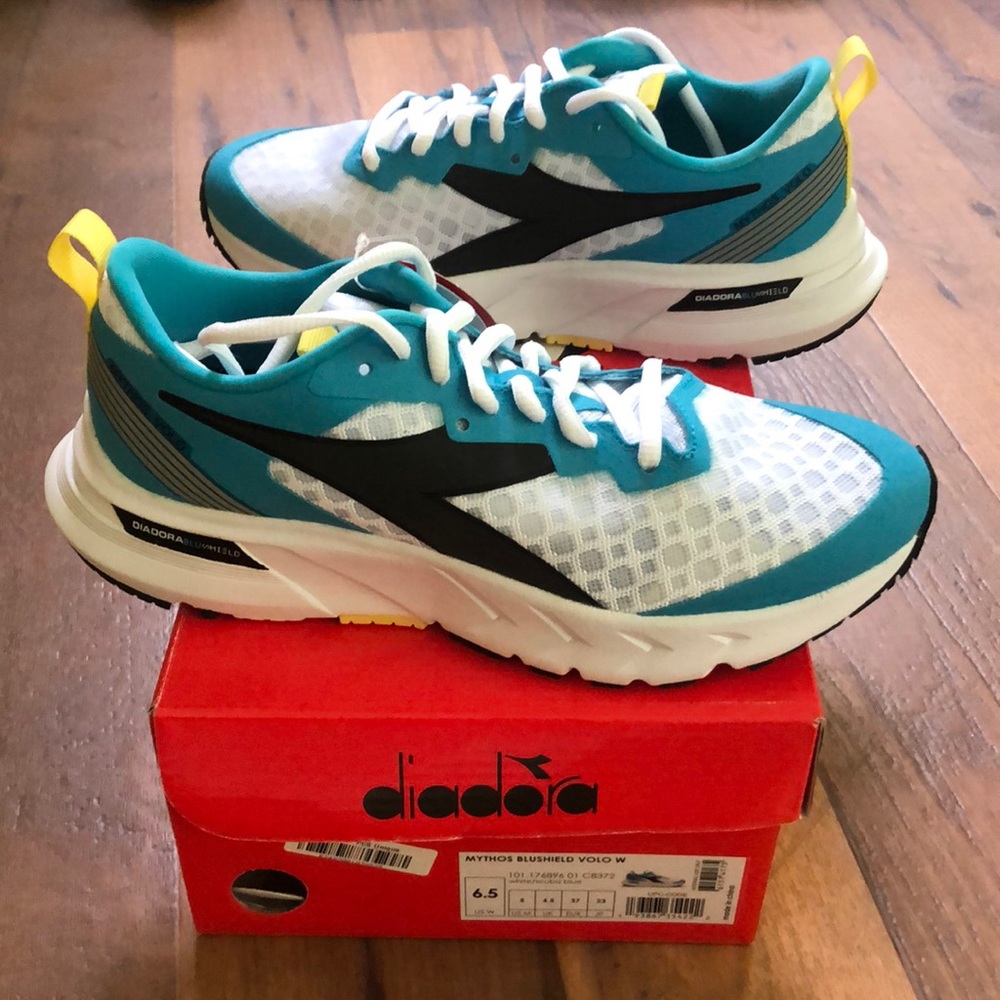 Diadora Running Shoe